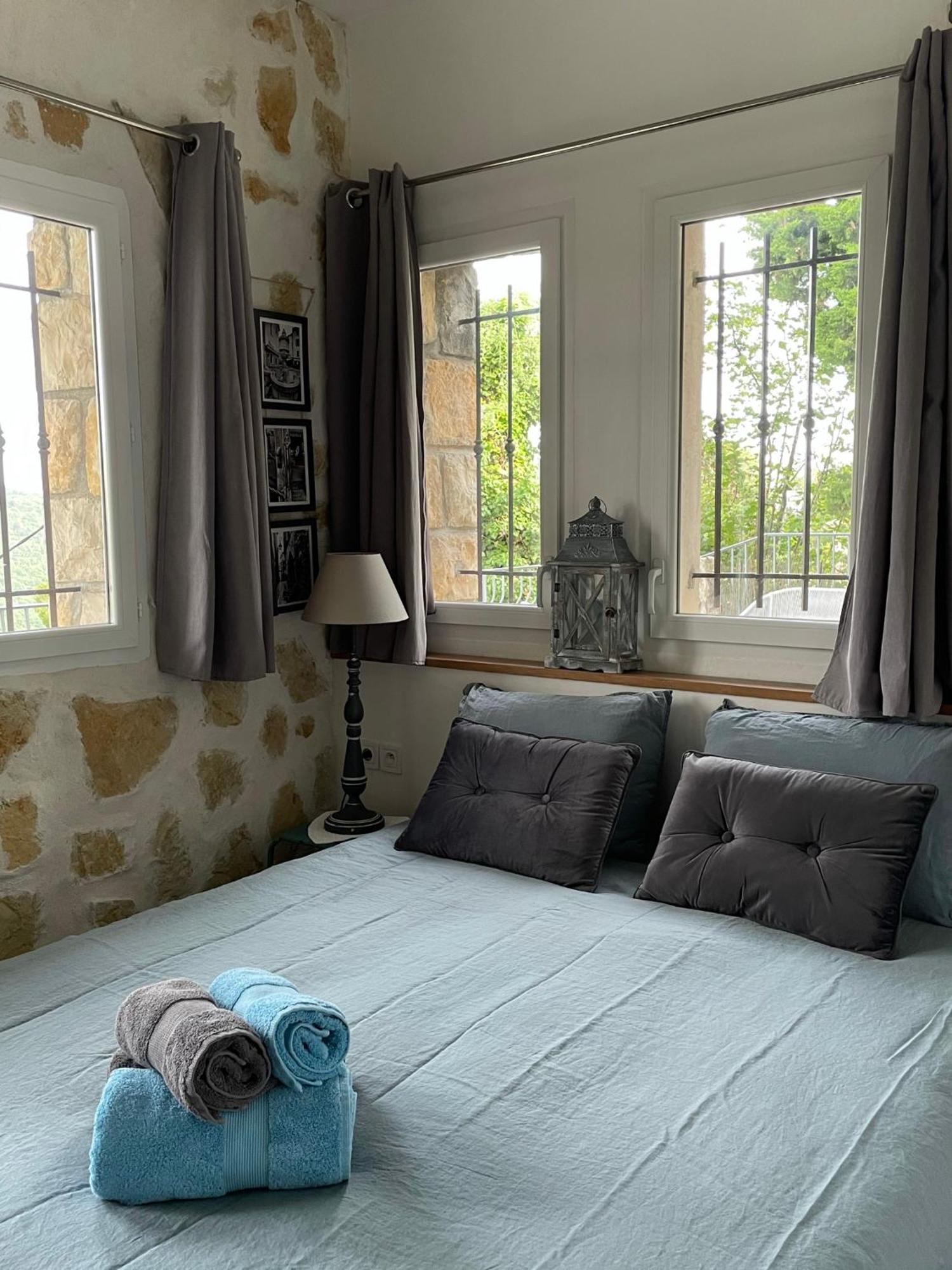 방스 Au Pied Des Baous B&B 외부 사진
